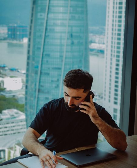 hoi-an-and-da-nang-photographer--4tbqS5acOc-unsplash